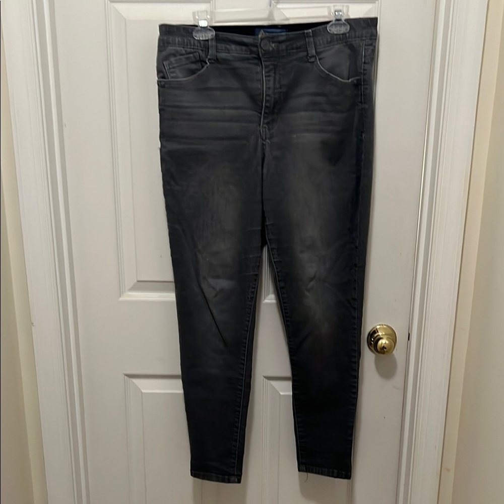 DemocracyJeans gray 12